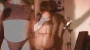 GirlCum에서 섹시한 Allie Addison과 몰래 카메라 포르노 함께하는 구두의 비디오